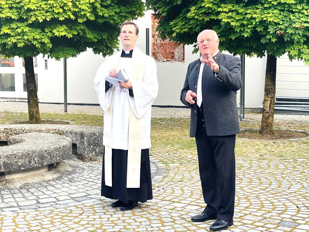 Christian Glas mit Pfarrer Philipp Werner