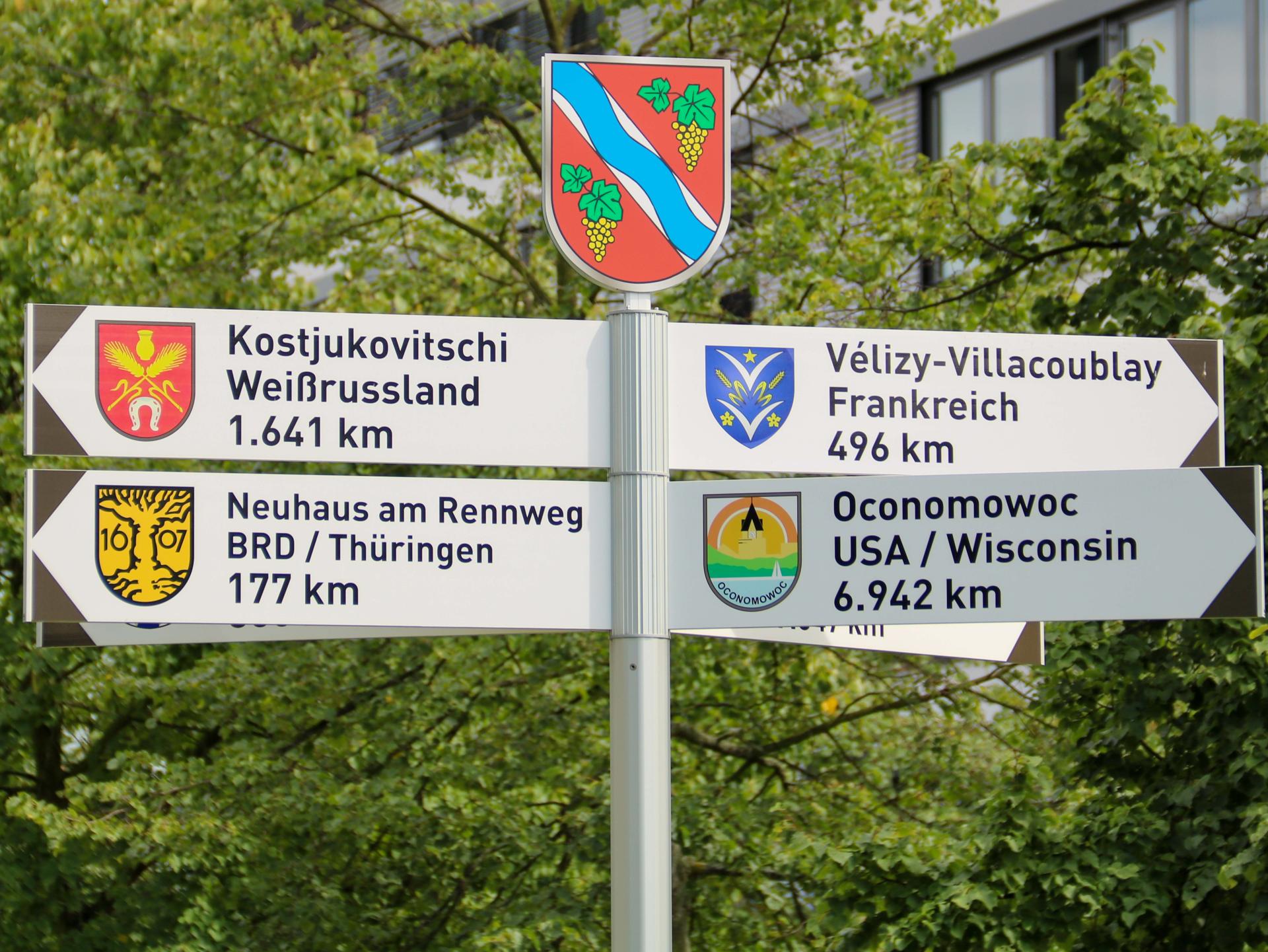 Wegweiser Partnerstädte der Stadt Dietzenbach
