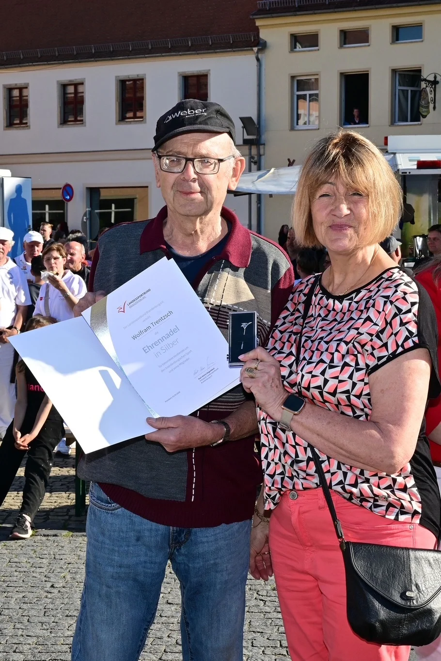 EhrennadelSilber_LSB_WolframTrentzsch_FotoSchröder_kleiner