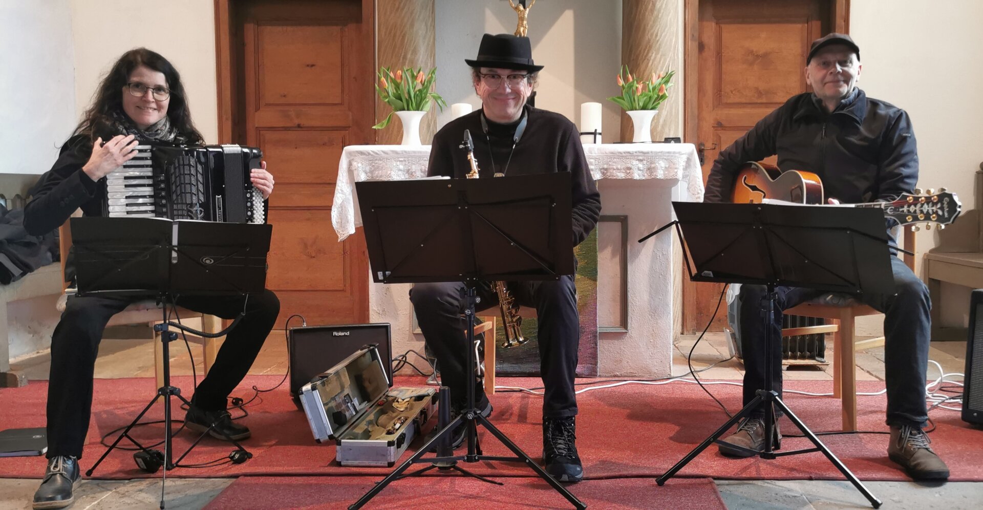 Das Trio auf der Bühne