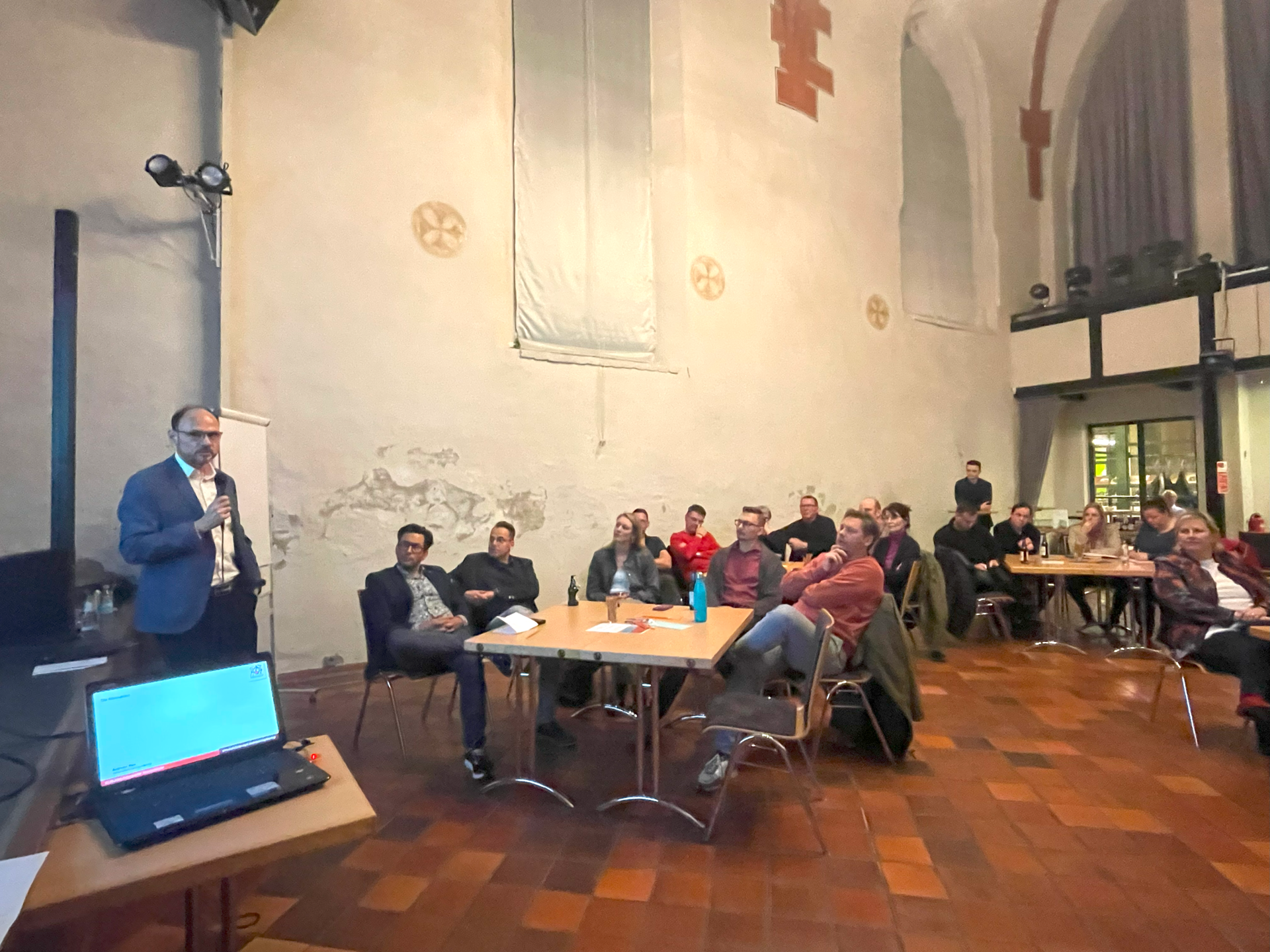 Unternehmerstammtisch Zukunftsdialog 02