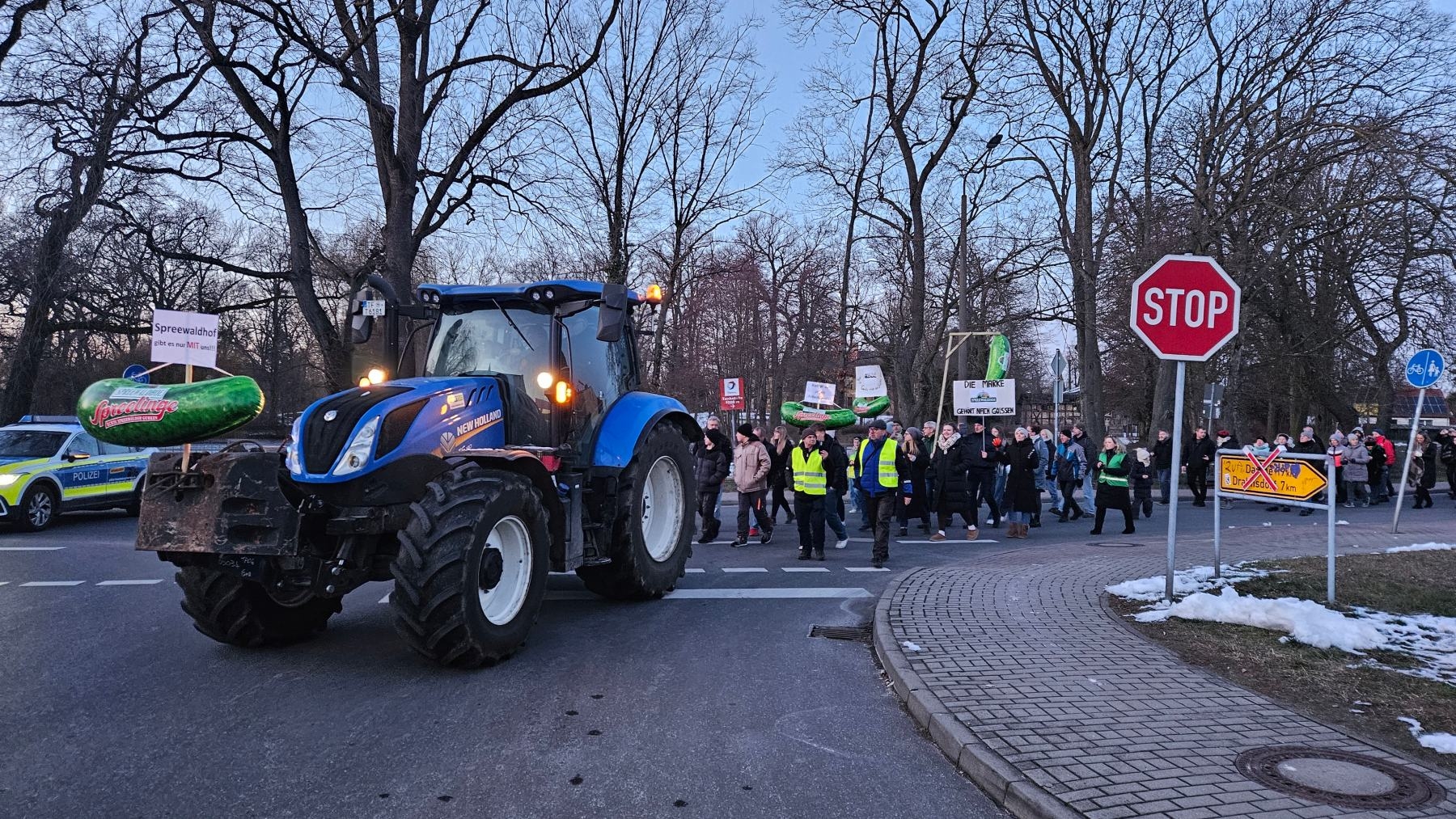 Auf dem Weg vom Marktplatz zur Spreewaldkonserve. Foto: Dörthe Ziemer