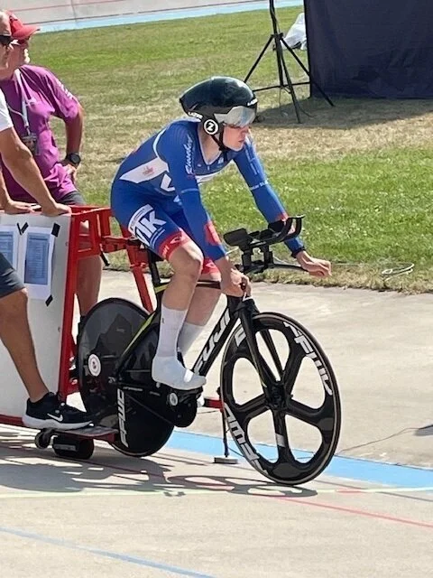 Jasper Carls am Start zur 2000 m Einerverfolgung