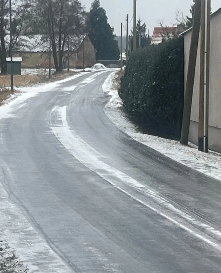 Strassenglätte