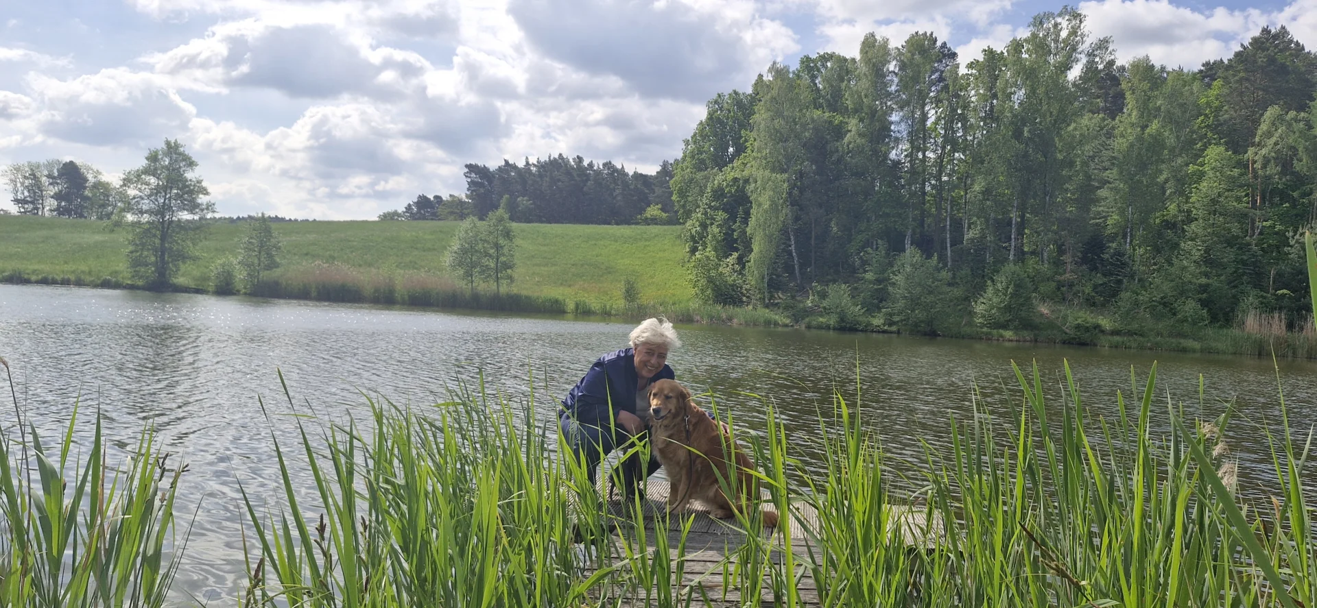 Auf dem Steg am Libbichteich