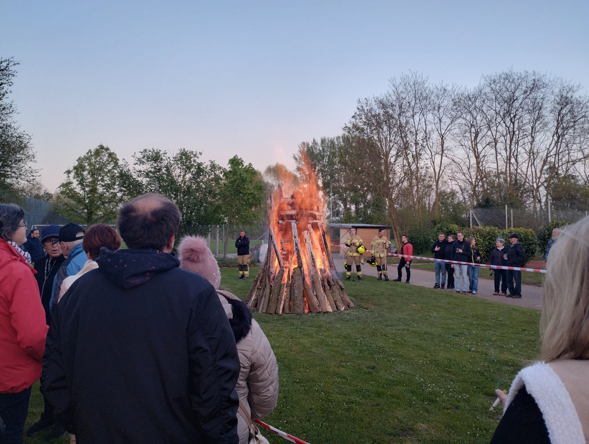 Osterfeuer Das Feuer1