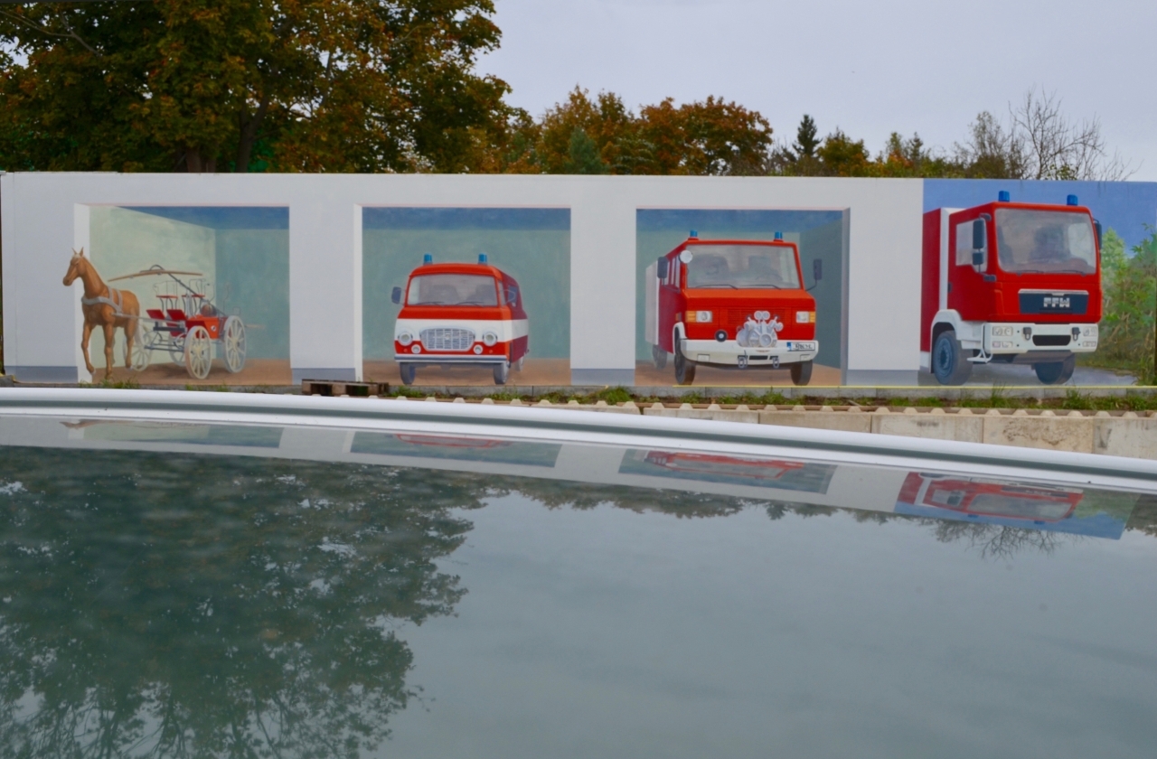 Die Arbeit der Feuerwehr spielt eine wichtige Rolle im Dorf. Foto: Andreas Staindl