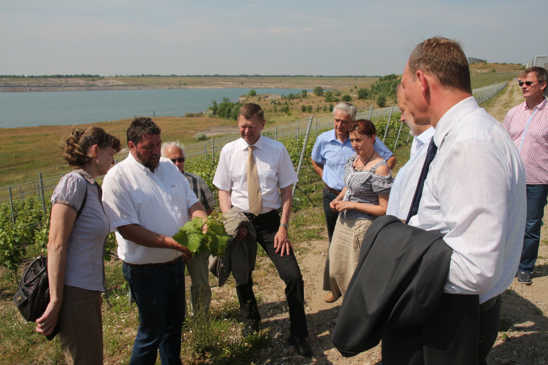 2015_Unternehmensbesuch Weinbau Wobar_Bild LK OSL