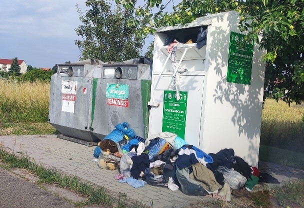 Kleidercontainer