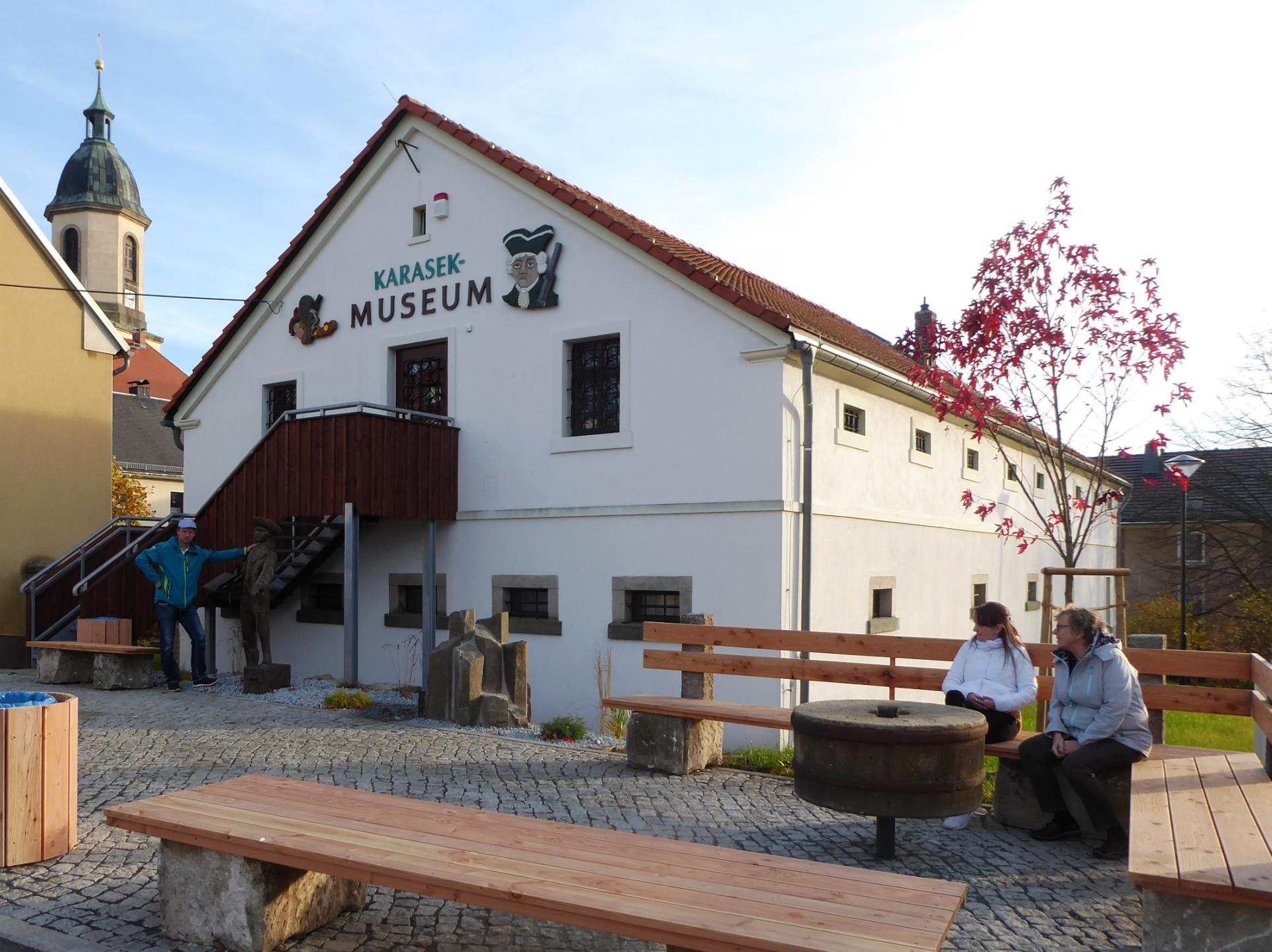 Parkplatz Karasek-Museum