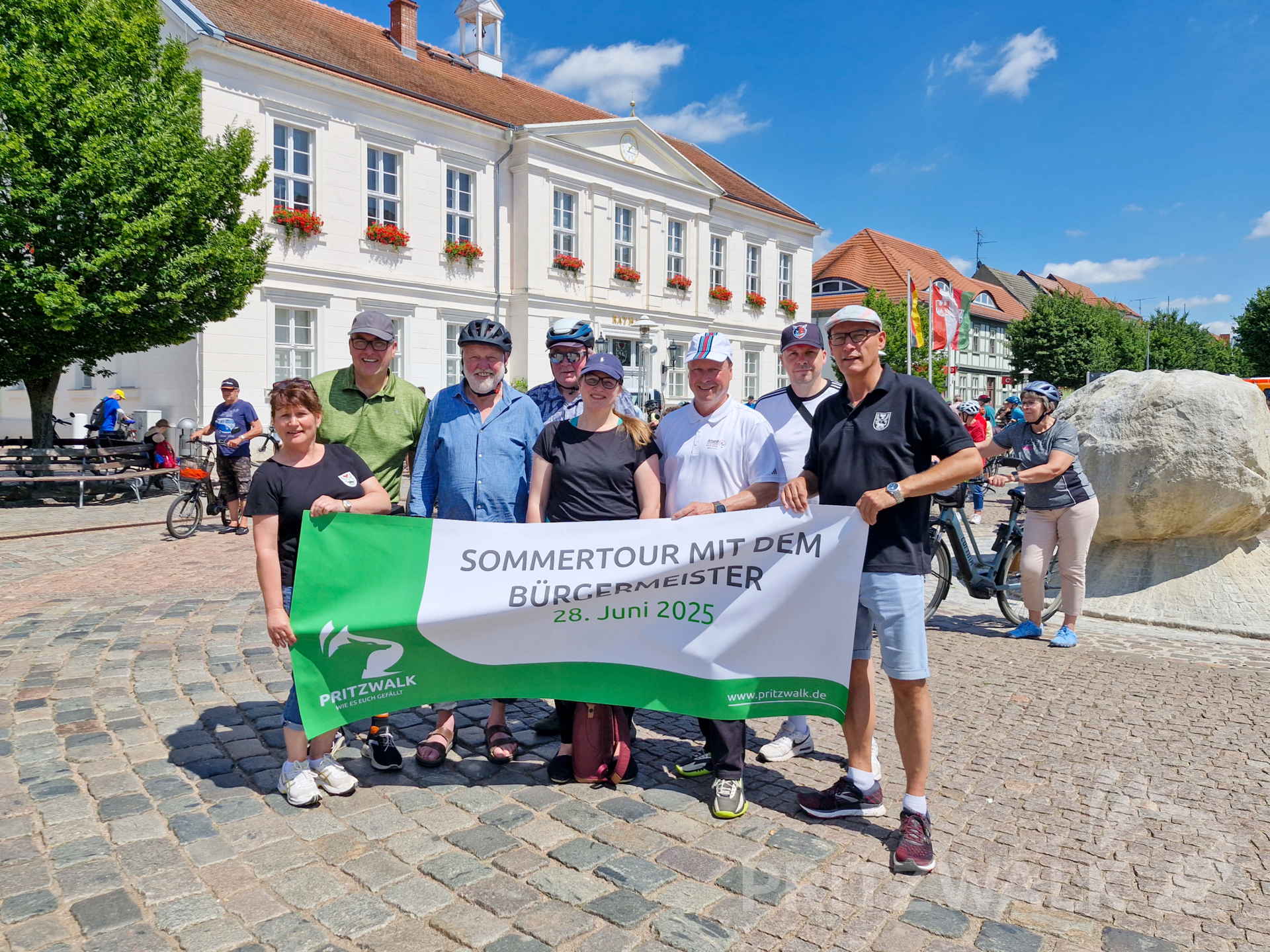 Die Delegation aus Winsen (Luhe) ging mit an den Start.  Foto: Stadt Pritz-walk