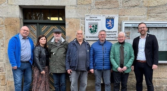 v. links nach rechts: Hartmut Kuhn, Edith Vollmer, Peter Stanke, Willi Eiche, Karl Reinhardt, Kurt Wagner, Bürgermeister Andre Wenzel