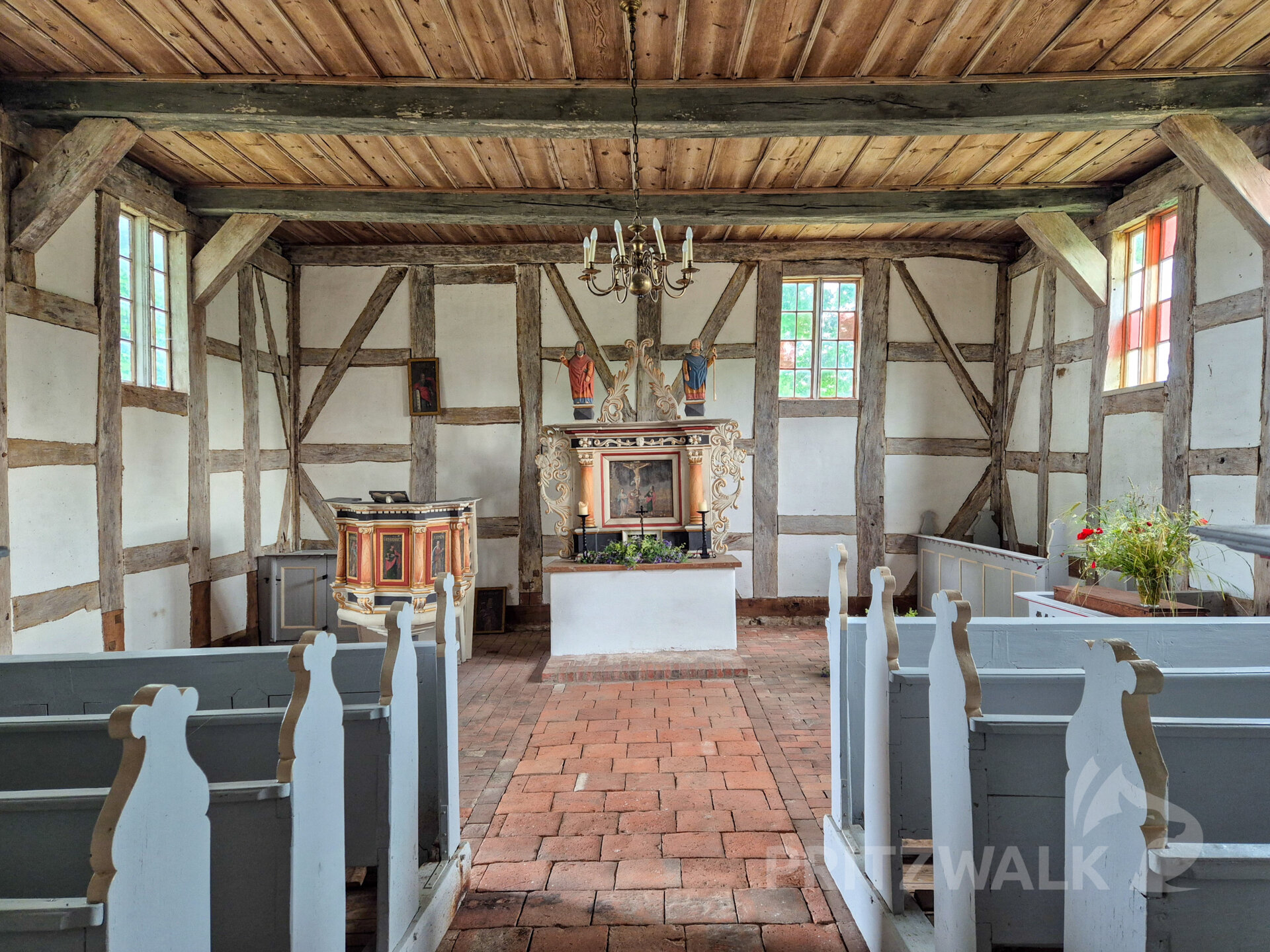 Wer wollte, konnte einen Blick in die kleine Dorfkirche werfen. Foto: Stadt Pritzwalk