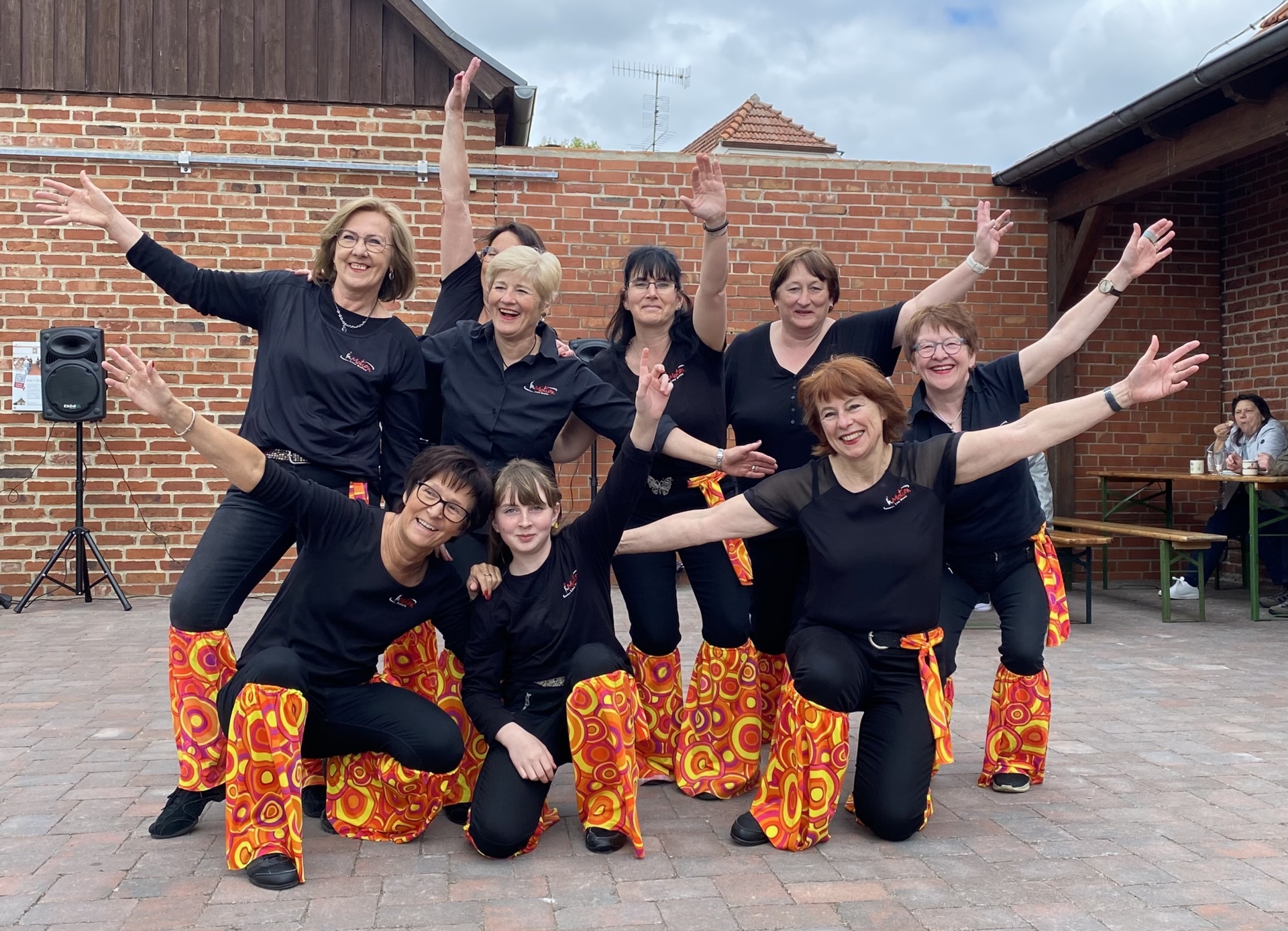 In Motion Dancers Wehe 1