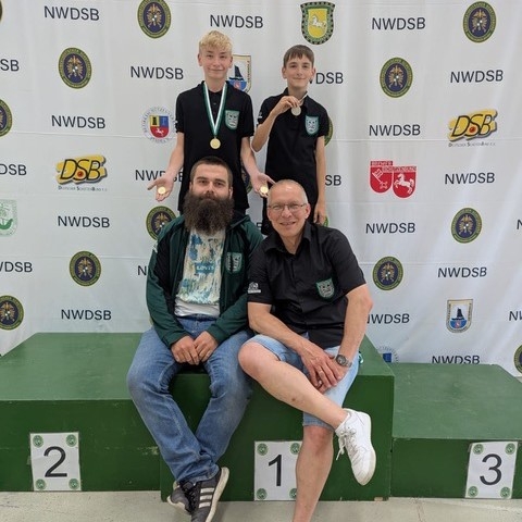 Vorn Ralle Richter r Thoralf Lemmel l hinten r Colin Eickstädt l Lian Eickstädt