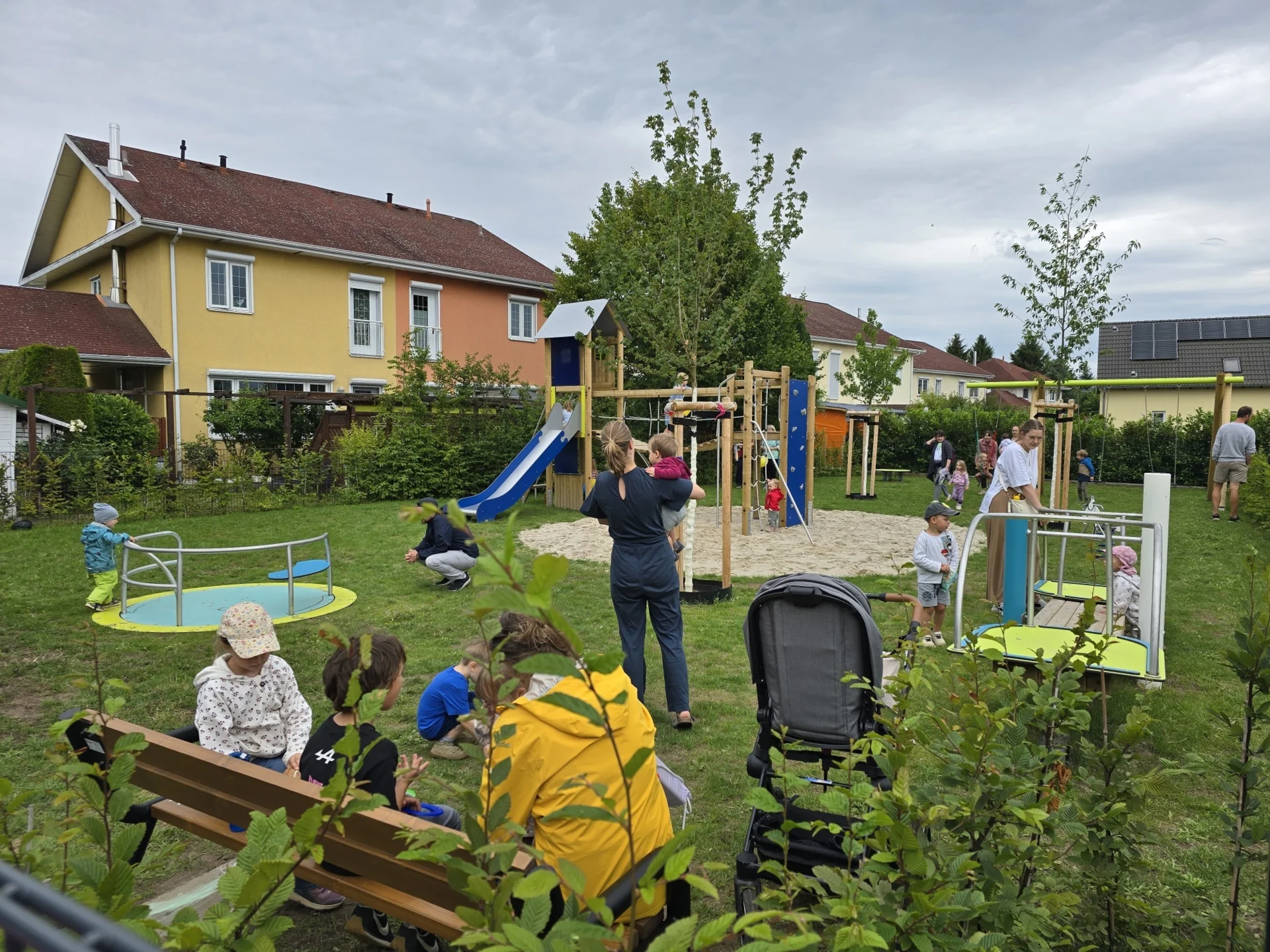 Eröffnung_Spielplatz_Hasenweg_Kleinkinder (12)