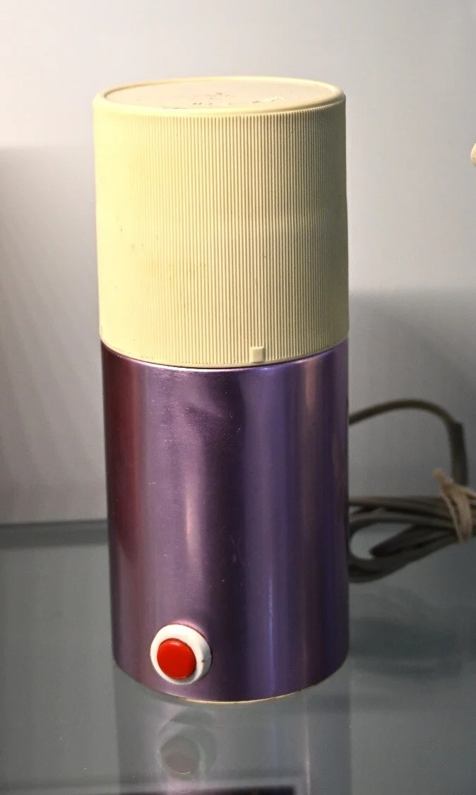 Schlagwerkkaffeemühle AKA electic