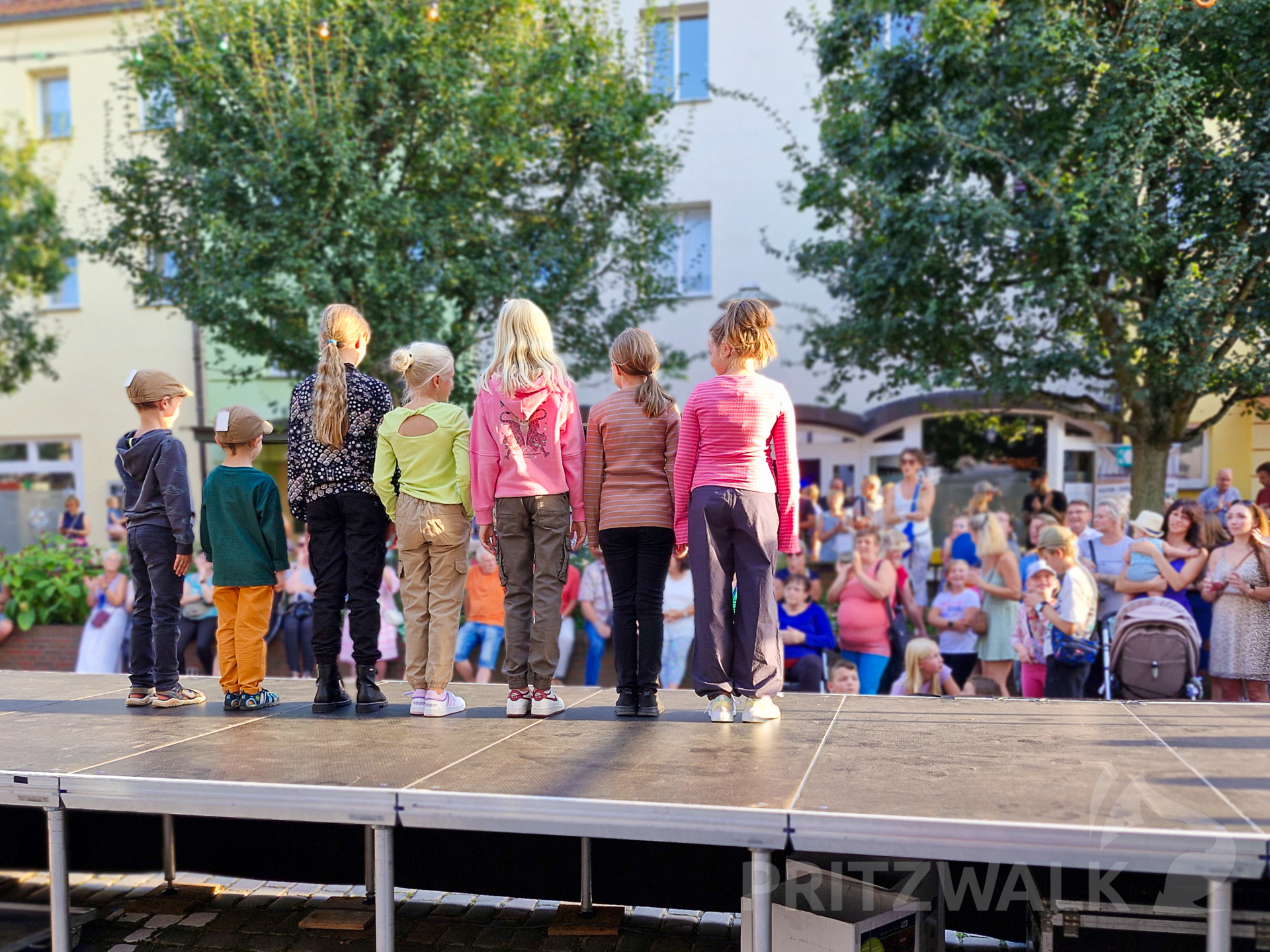 Kindermodenschau. Foto: Sandra Bels