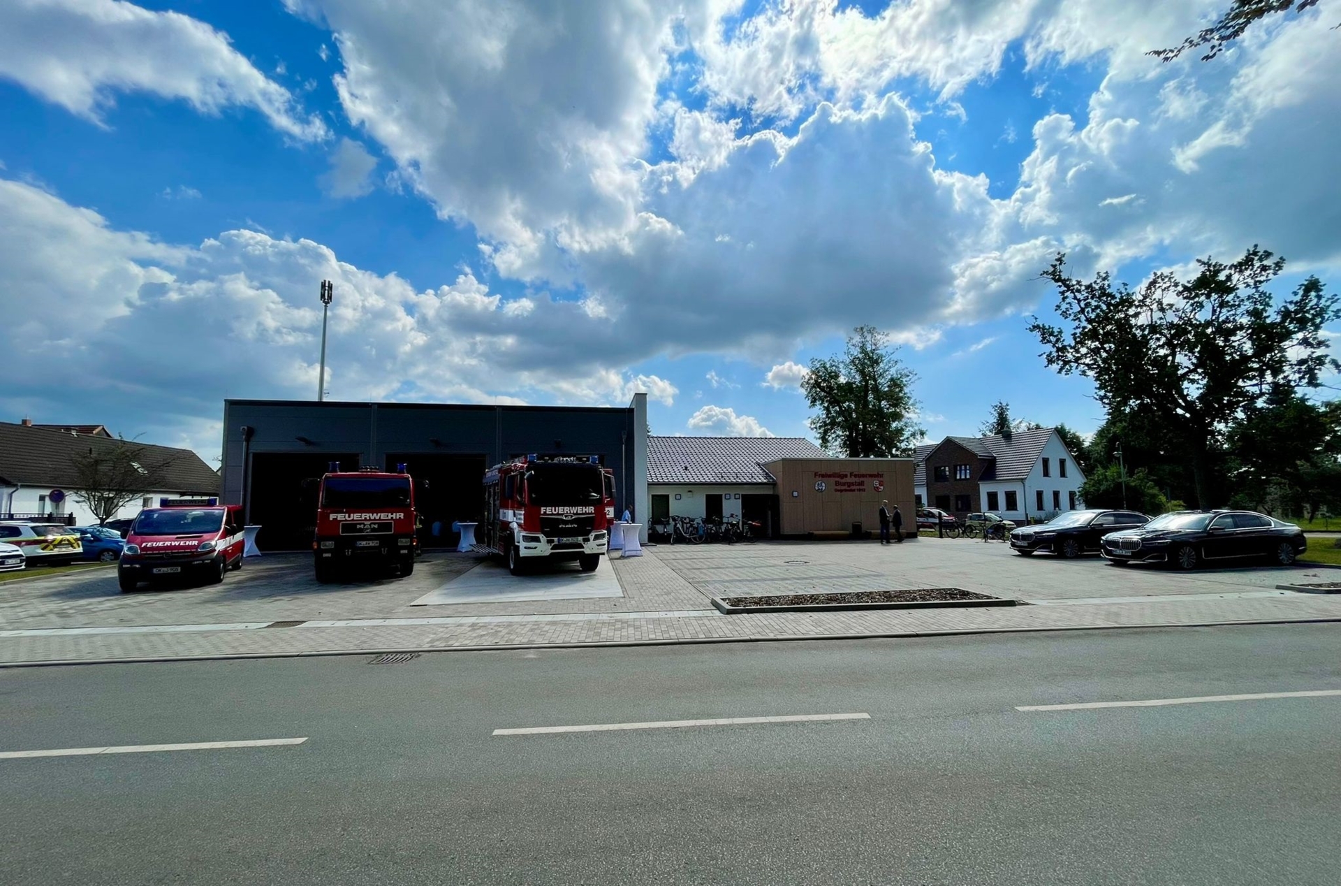 Vorderansicht Feuerwehrgerätehaus Burgstall