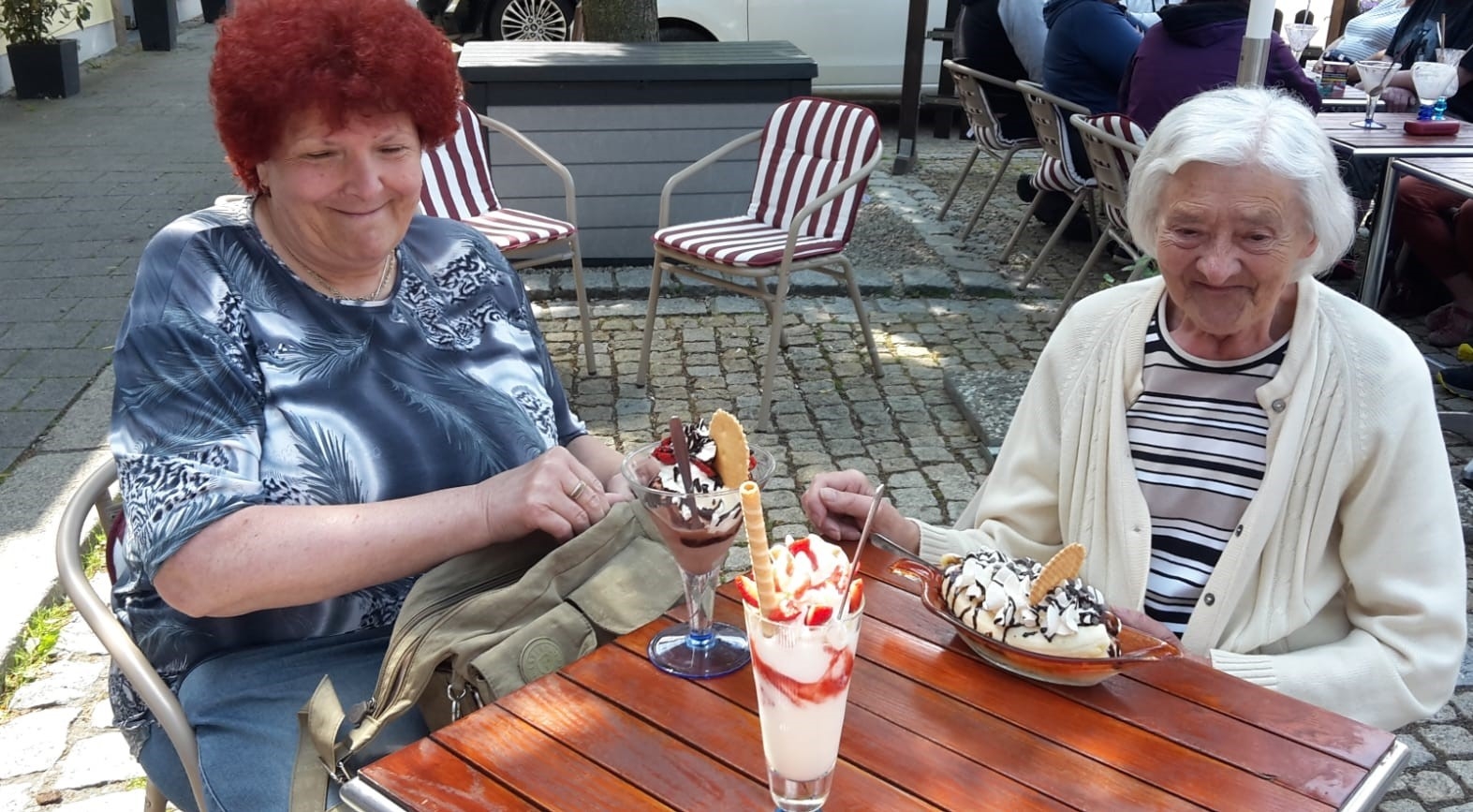Leckere Eisbecher in Rehau