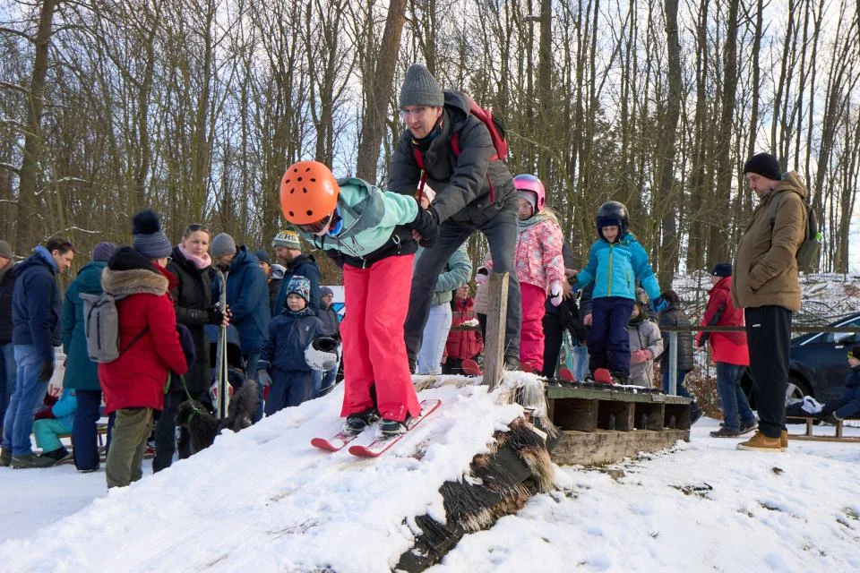 Auch Petrus kam zum Märkischen Wintersporttag