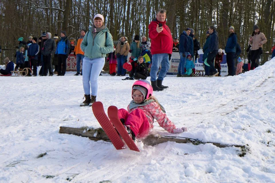 Auch Petrus kam zum Märkischen Wintersporttag