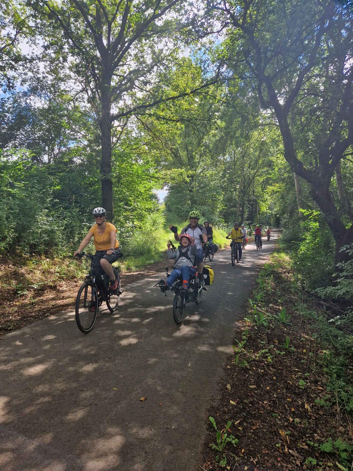 STADTDRADELN 2024 in Großenlüder - Unterwegs auf der Strecke – hier zwischen der Schubmühle in Uffhausen und dem Kernort Großenlüder