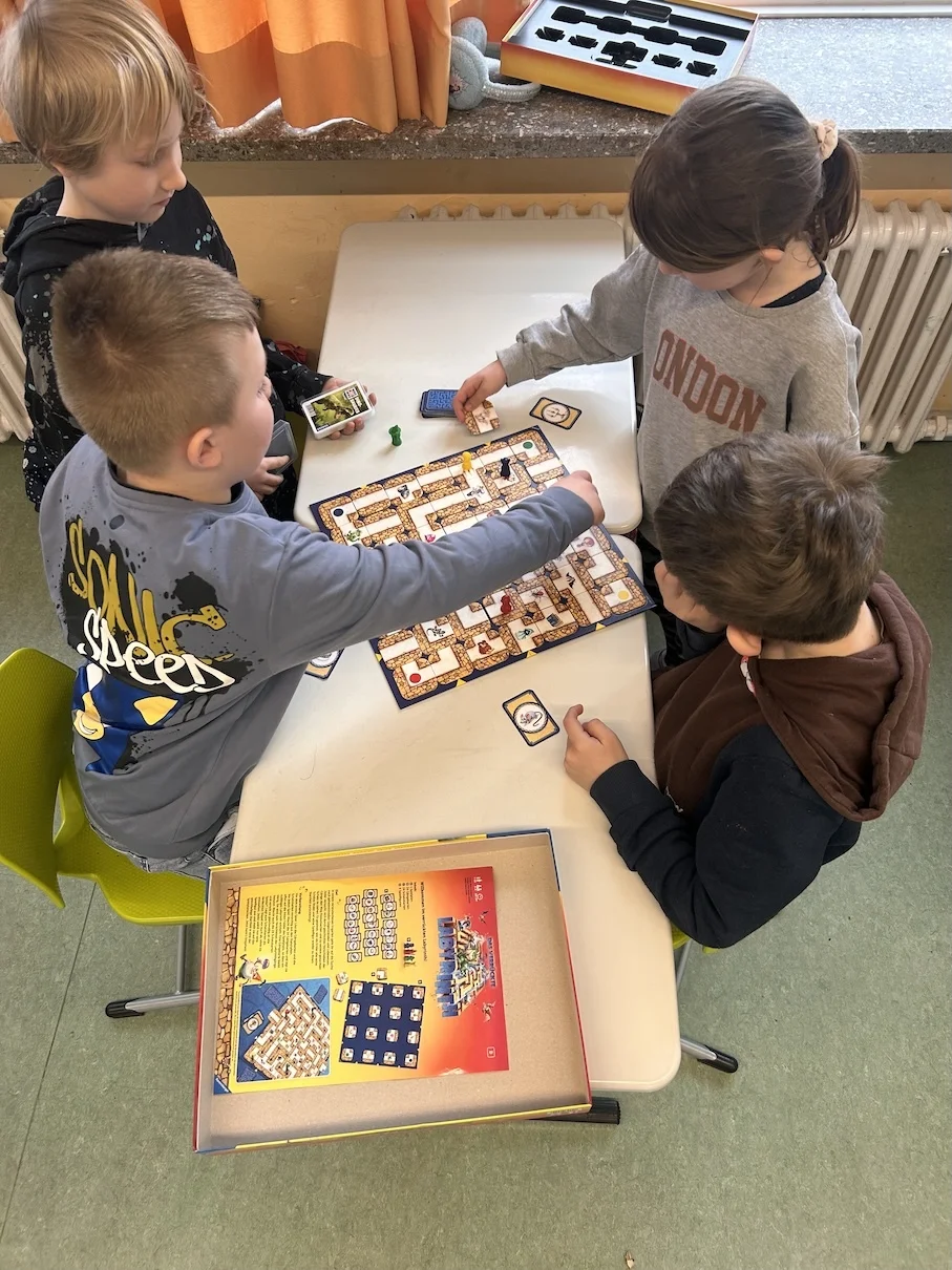 25-26-osterhase-grundschule1