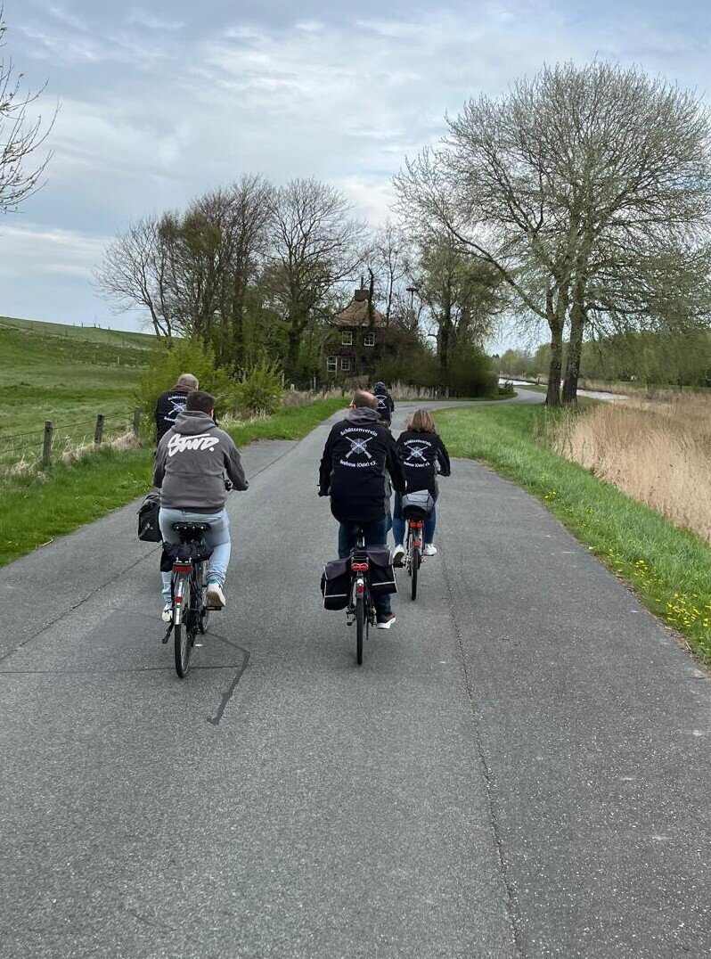 Gruppenbild der Fahrradfahrer