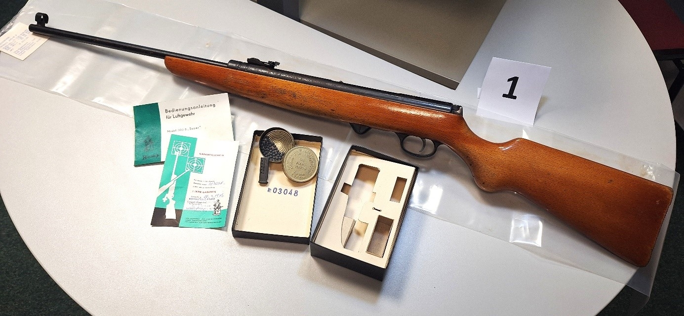 Waffe 1