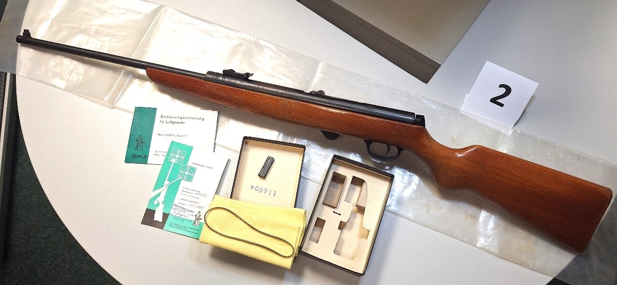 Waffe 2