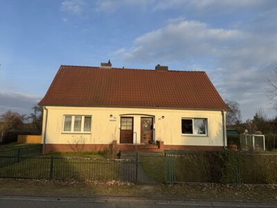 Straßenansicht Richtung Westen