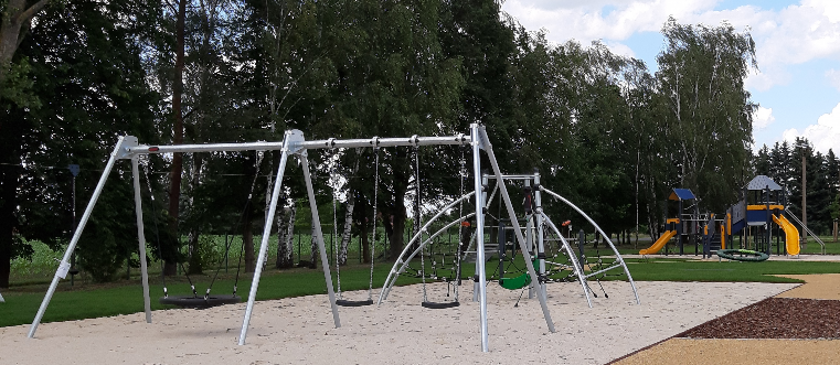 Mehrgenerationenspielplatz Sportplatz Gorden