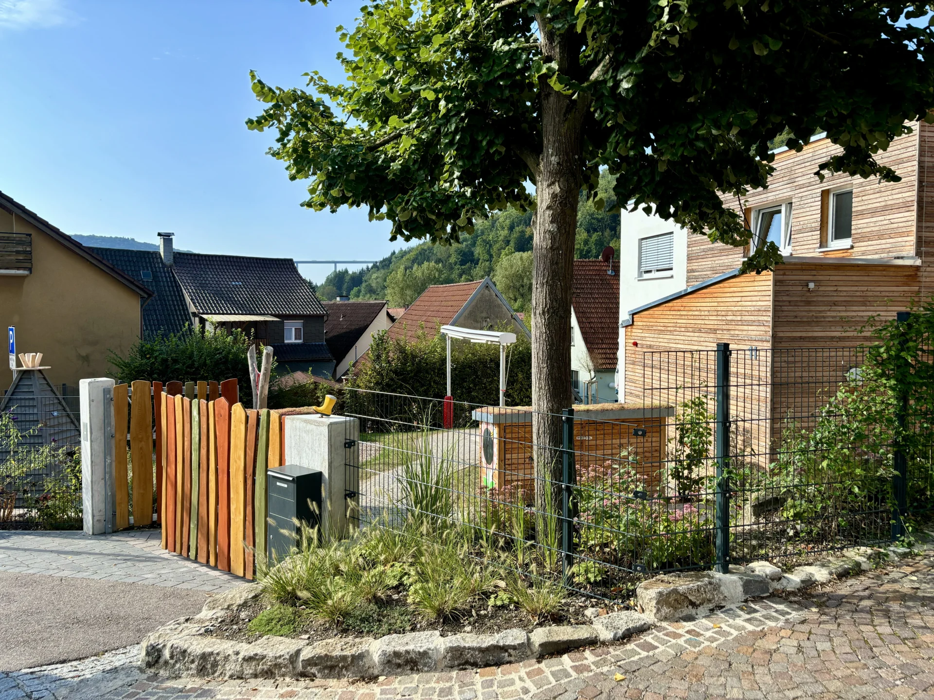 Haupteingang Neubau