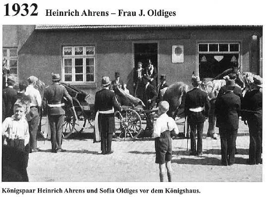  1932: König Heinrich Ahrens und Königin J. Oldiges