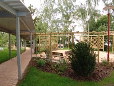 147