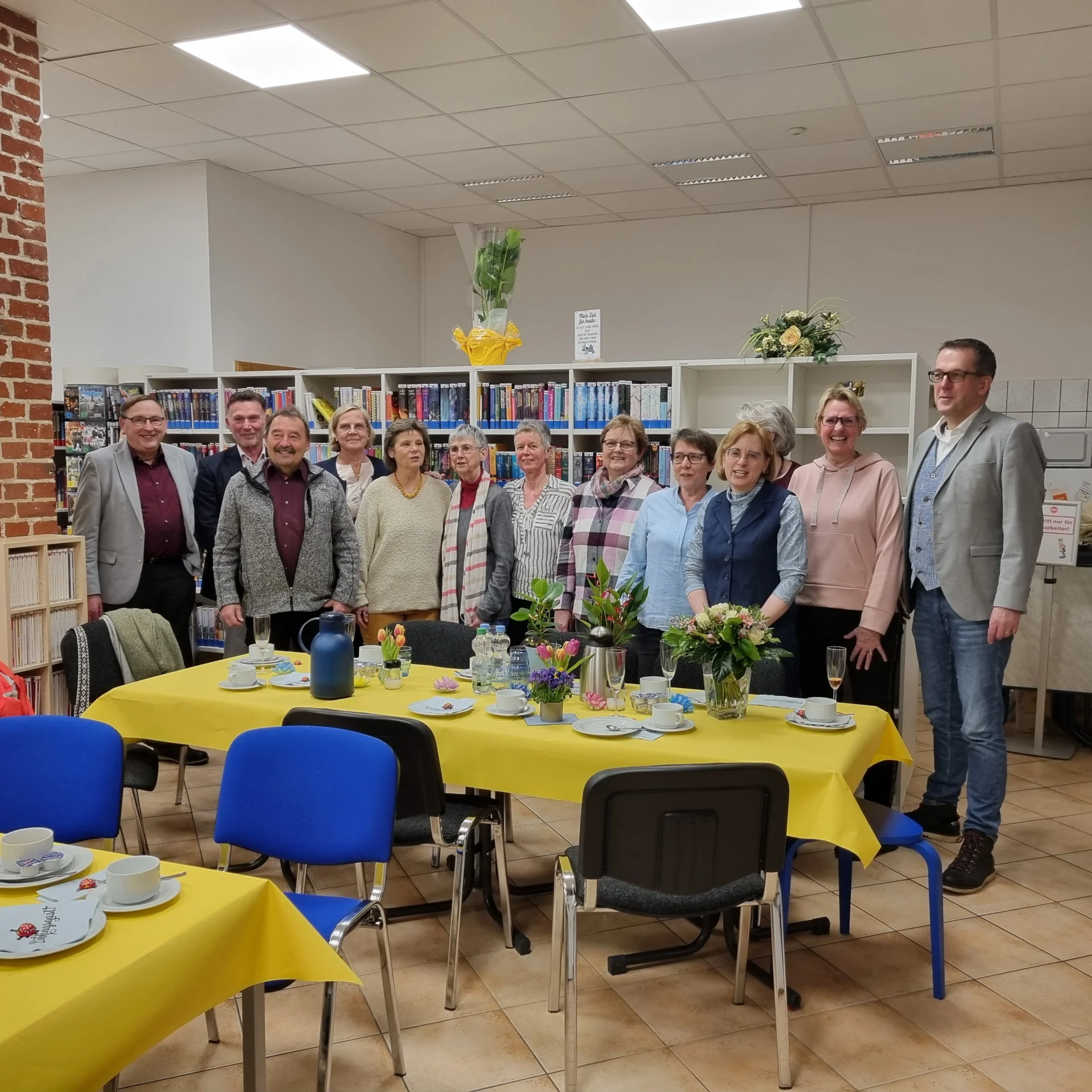 Ein Teil der Gäste 20 Jahre Bibliothek