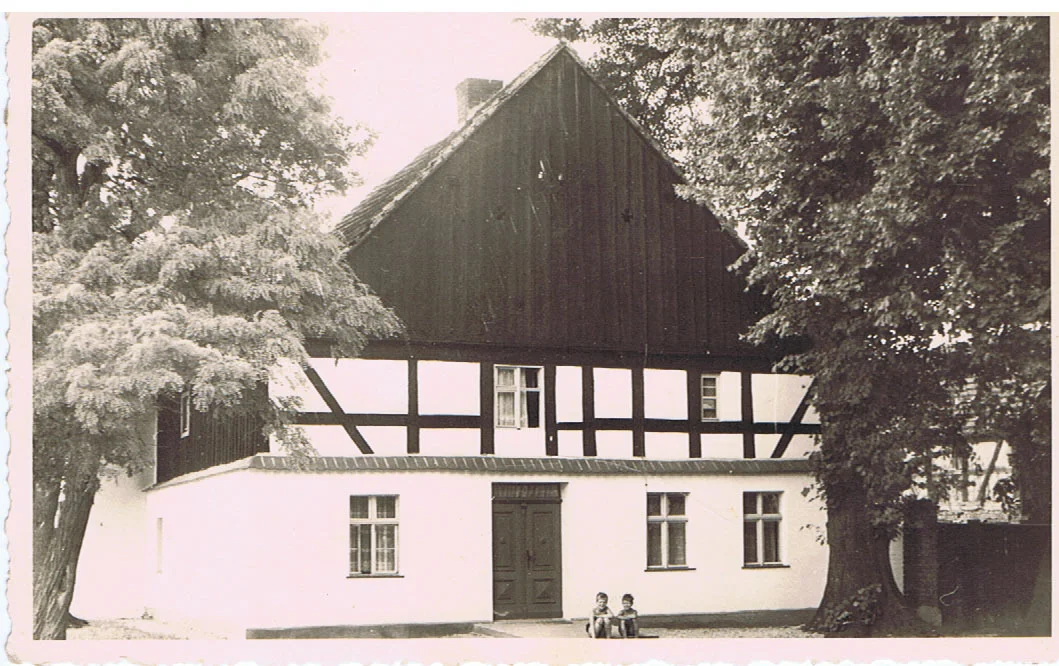 Dorfstraße Nr. 6 um 1950