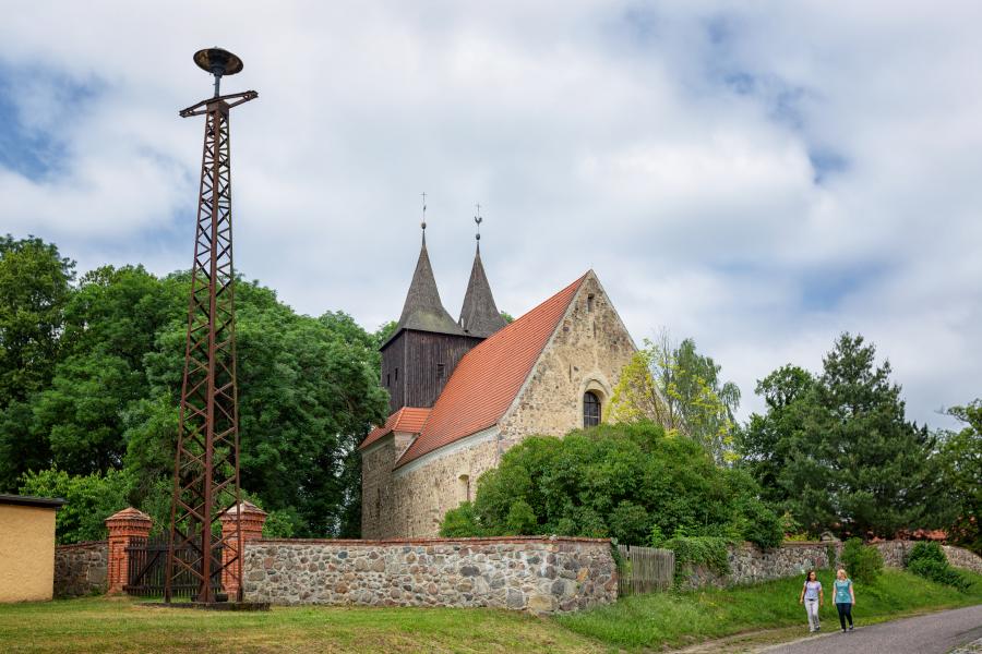 Kirche Möbiskruge Foto: Seenland Oder Spree Florian Läufer