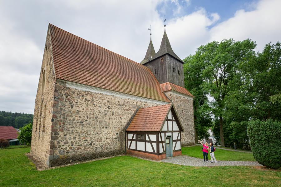 Kirche Möbiskruge Foto: Seenland Oder Spree Florian Läufer