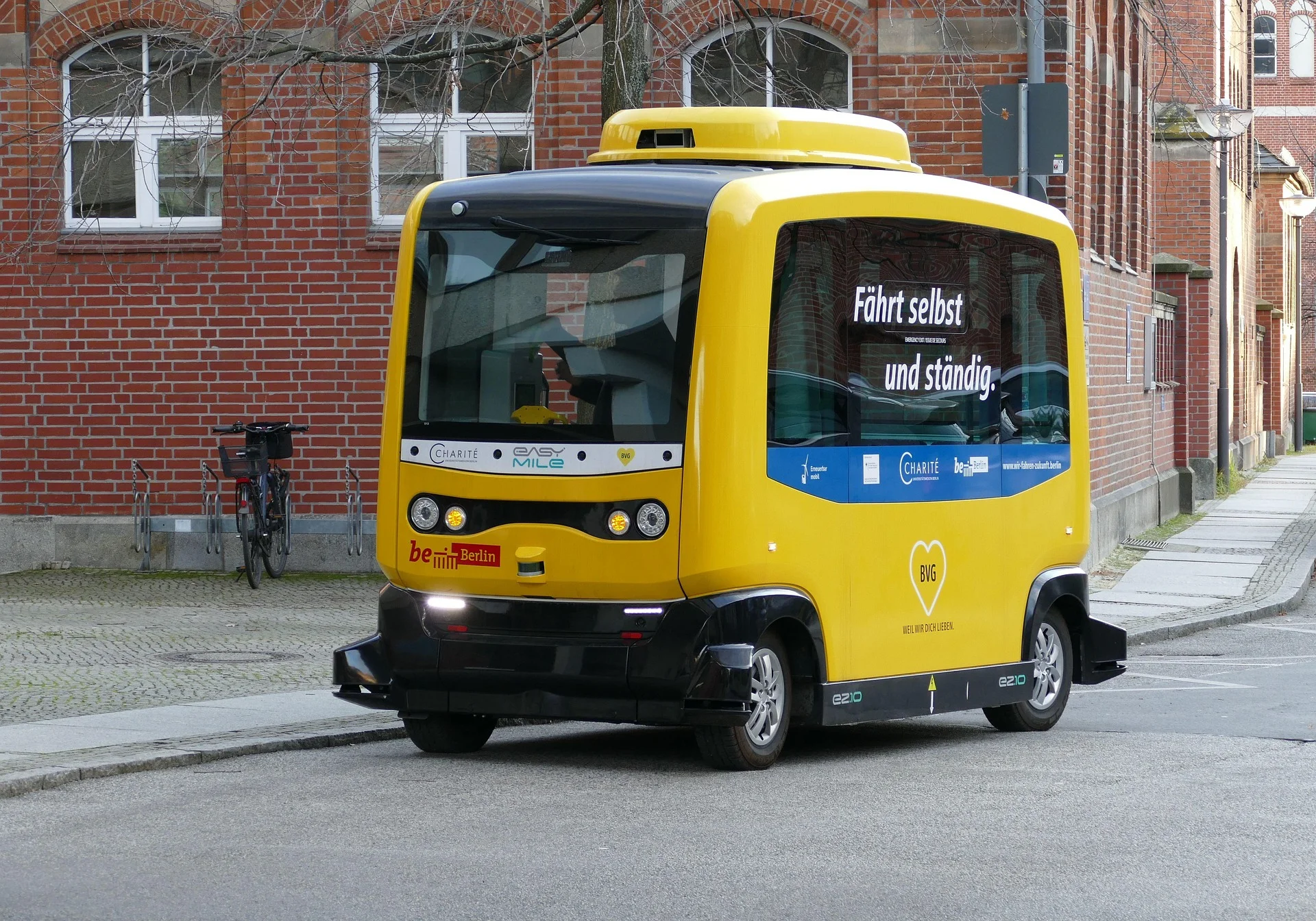 vehicle-4759347_1920 (1)