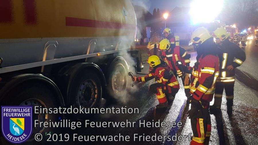 Einsatz 172/2019 | Brennender LKW | B 246 Ortslage Gräbendorf | 10.12.2019