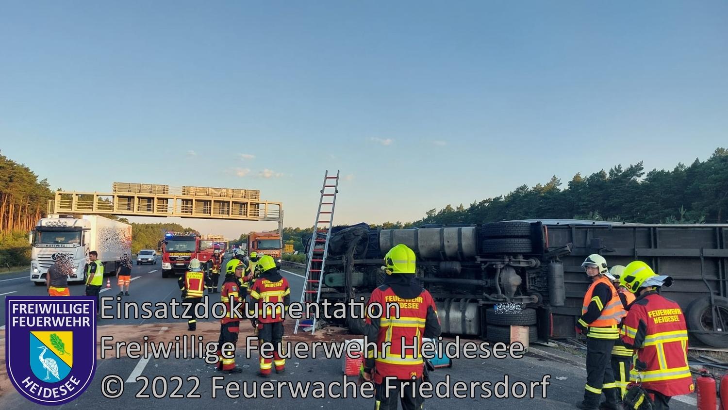 Einsatz 259/2022 | LKW umgekippt | BAB 10 AD Spreeau - AS Niederlehme | 04.07.2022