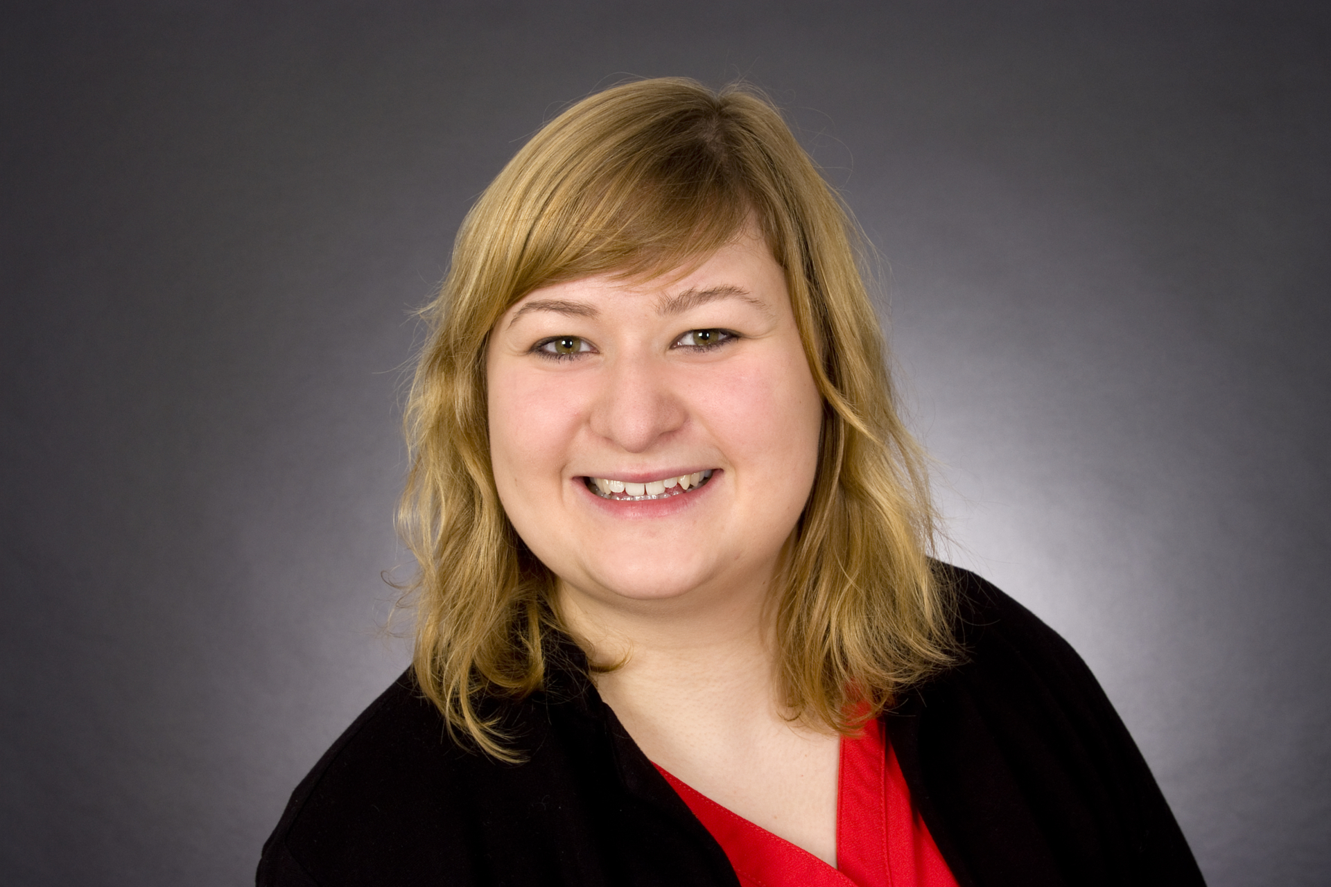Besinger, Julia