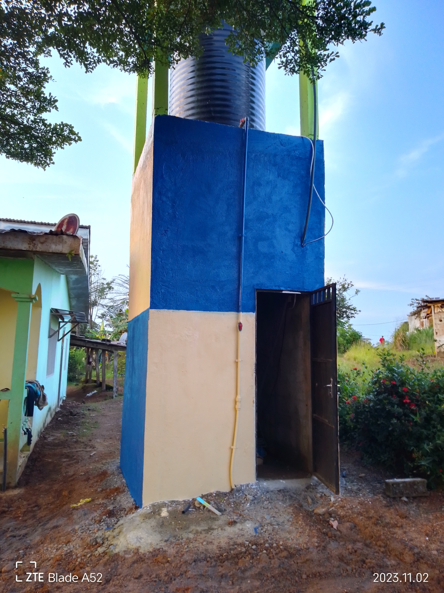 Solarbrunnen in Ndogbele