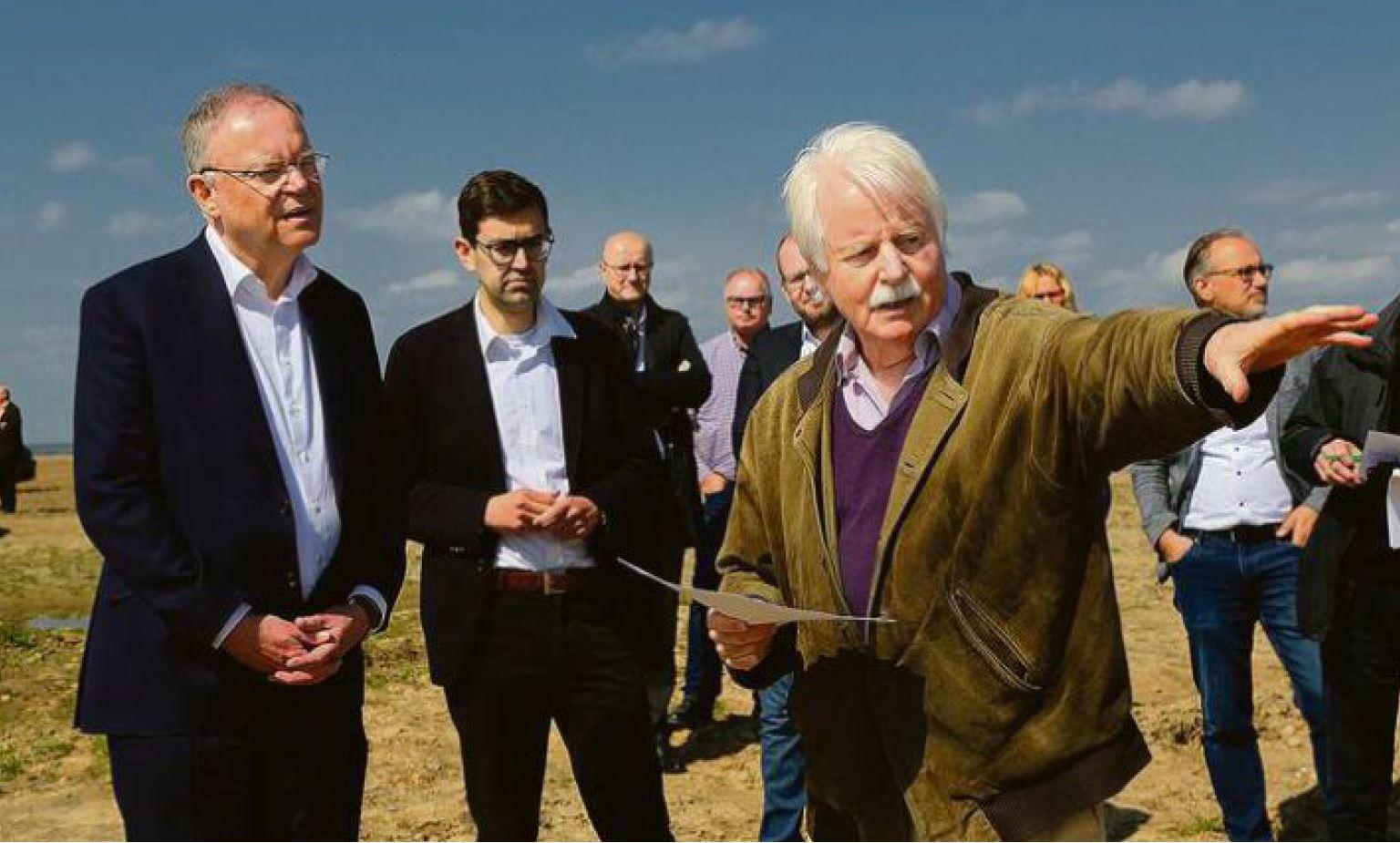 MP Weil besucht Solarprojekt Georgschacht-Halde