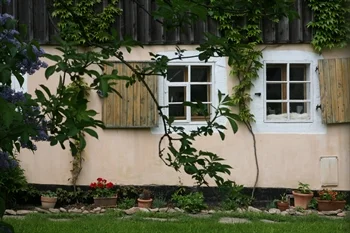 gemeinde-klingenberg-Gebäude