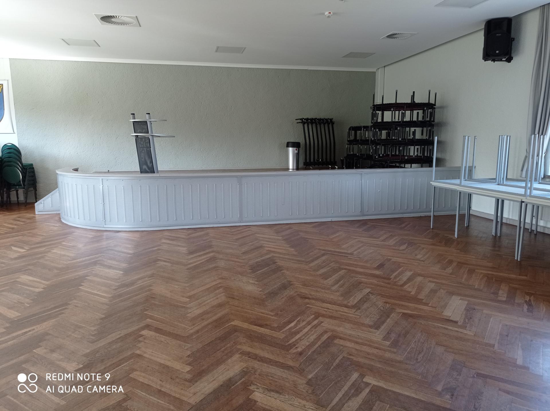 Ballstädt großer Saal Bild 2