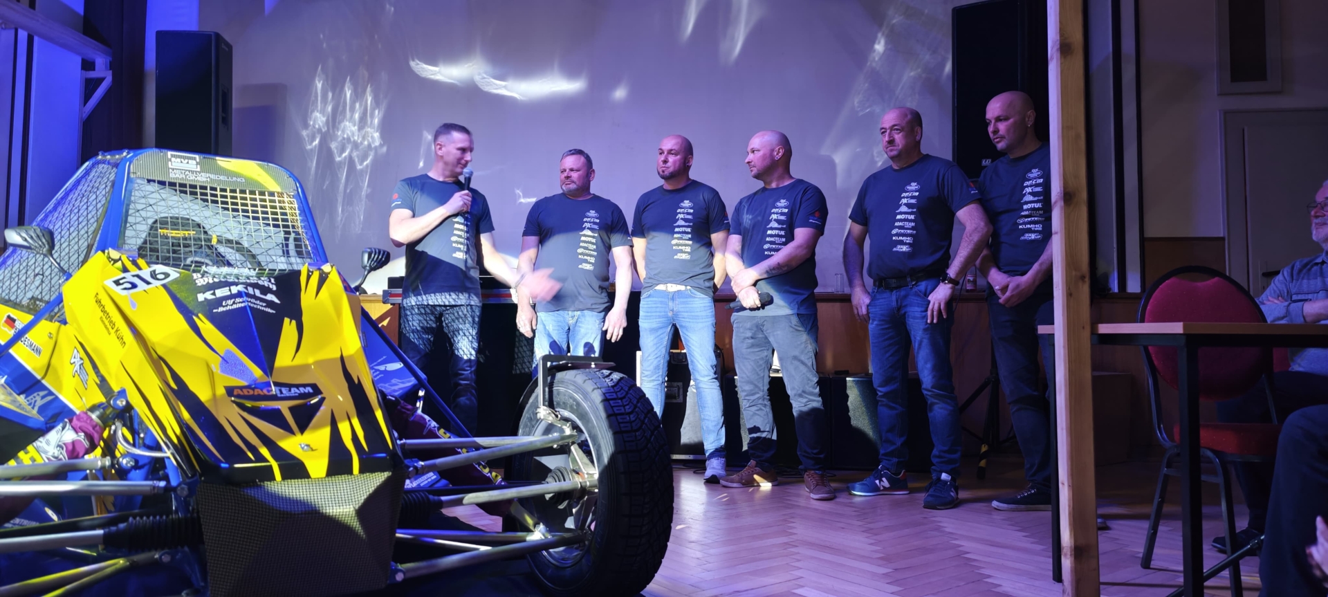 Peters Buggy 1600 - Henrik Bundesmann mit Team