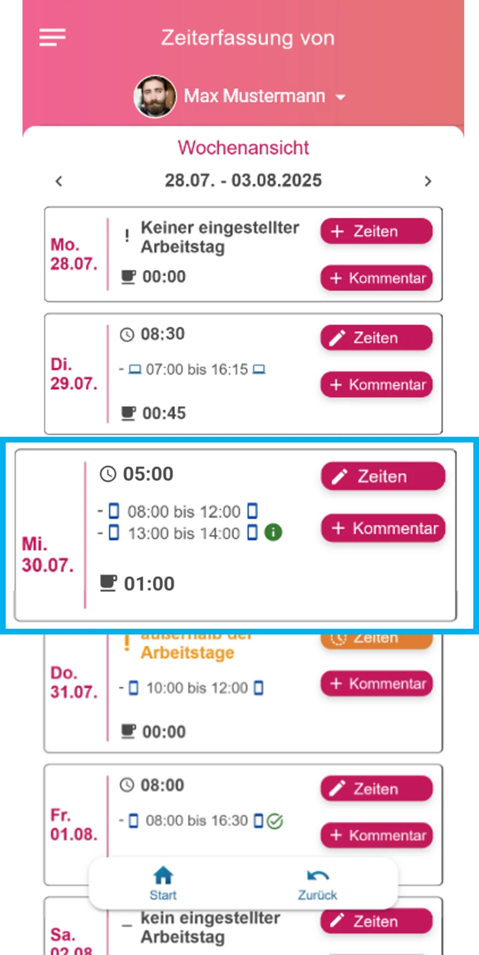 Zusehen ist die Wochenauswertung in der App, der Mittwoch ist farblich hervorgehoben. Es wurden Arbeitszeiten per App erfasst. Bei einem Eintrag ist ein grünes Info-Symbol sichtbar, das auf einen automatisch erzeugten Eintrag aufgrund eines vergessenen Logouts hinweist.